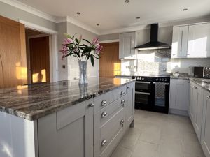 Kitchen- click for photo gallery